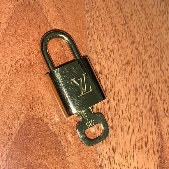 Authentic Louis Vuitton Lock and Key #315